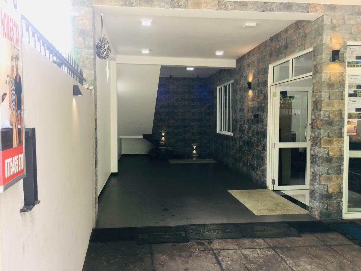 Jenushi Homestay Kandy Eksteriør billede