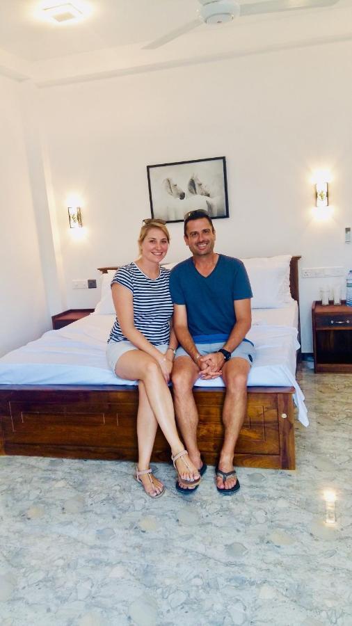 Jenushi Homestay Kandy Eksteriør billede